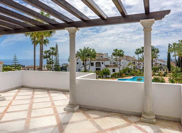 2 quarto Apartamento para arrendar em Sierra Blanca, Marbella com piscina garagem - 4 000 € (Ref: 8954010)