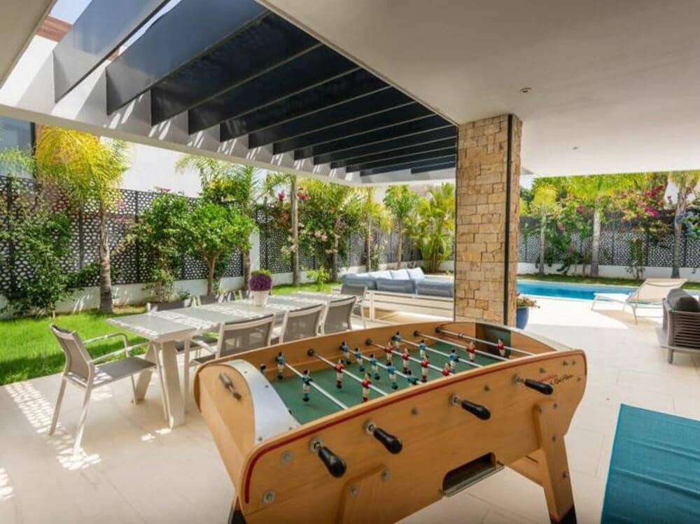 5 sypialnia Willa na sprzedaż w Nueva Andalucia z basenem garażem - 1 895 000 € (Ref: 8967927)