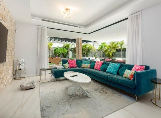 5 sovrum Villa till salu i Rodeo Alto - Guadaiza - La Campana, Marbella med pool garage - 1 895 000 € (Ref: 8967927)