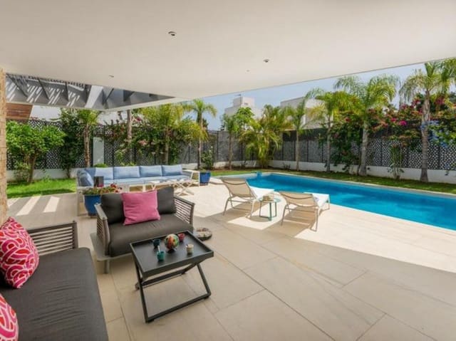 5 sovrum Villa till salu i Rodeo Alto - Guadaiza - La Campana, Marbella med pool garage - 1 895 000 € (Ref: 8967927)