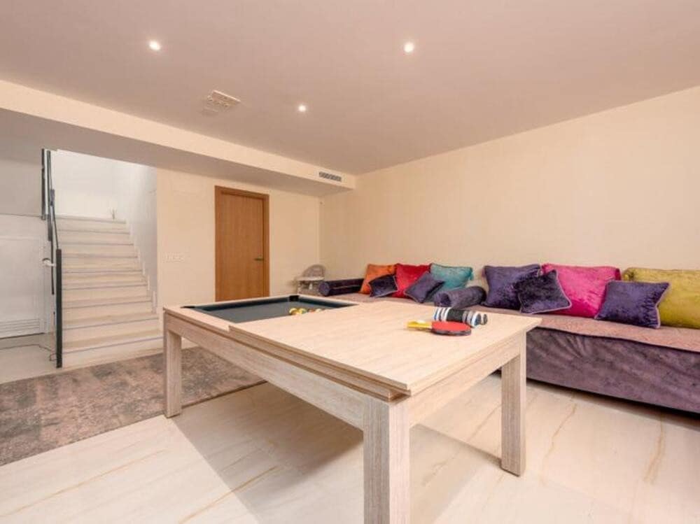 Chalet de 5 habitaciones en Nueva Andalucia en venta con piscina garaje - 1.895.000 € (Ref: 8967927)