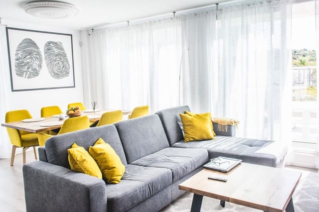2 soverom Penthouse til salgs i Buenas Noches, Estepona med svømmebasseng garasje - € 488 000 (Ref: 8967931)