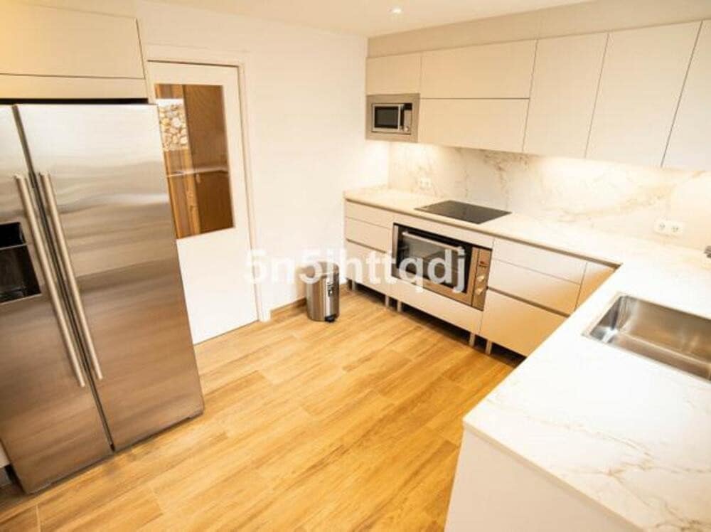 4 slaapkamer Villa te huur in Marbella met zwembad garage - € 9.000 (Ref: 8975634)