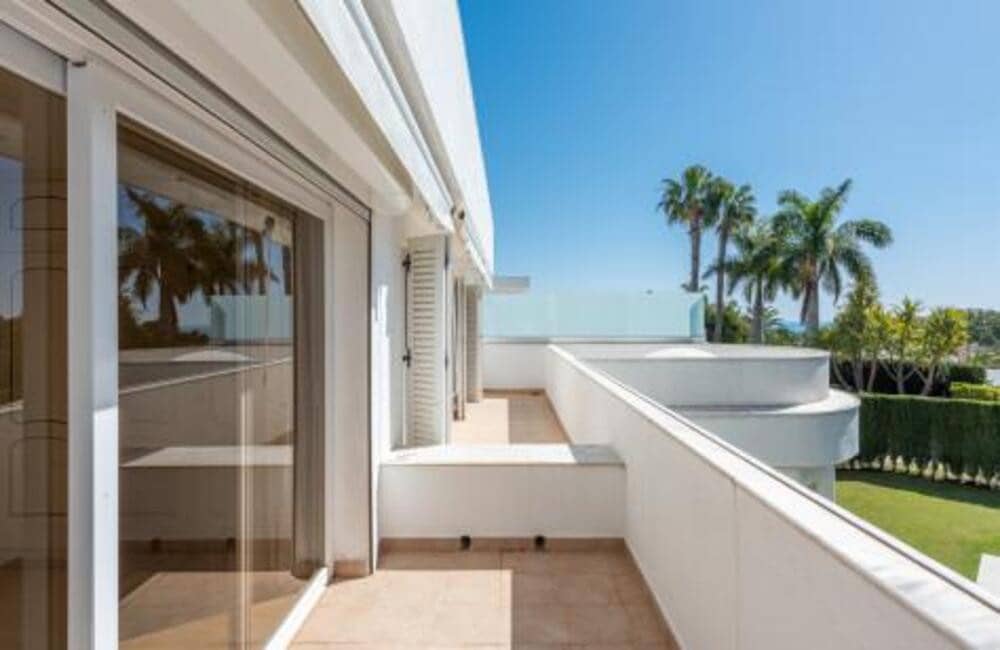 5 quarto Moradia para arrendar em Marbella com piscina garagem - 9 000 € (Ref: 8975634)