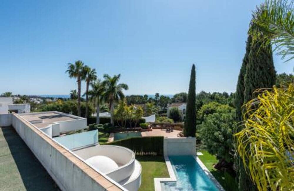 5 makuuhuone Huvila vuokrattavana paikassa Marbella mukana uima-altaan 
autotalli - 9 000 € (Ref: 8975634)