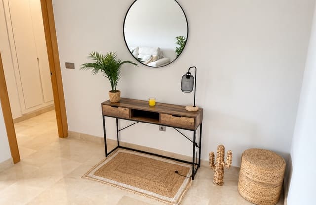 2 bedroom Apartment for rent in La Concha - Resina Golf, Estepona with pool garage - € 2,300 (Ref: 8978500)