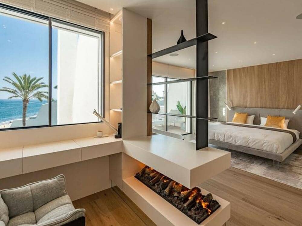 4 soveværelse Byhus til salg i Golden Mile med swimmingpool garage - € 5.460.000 (Ref: 8978501)