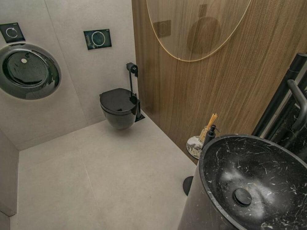 4 soveværelse Byhus til salg i Golden Mile med swimmingpool garage - € 5.460.000 (Ref: 8978501)