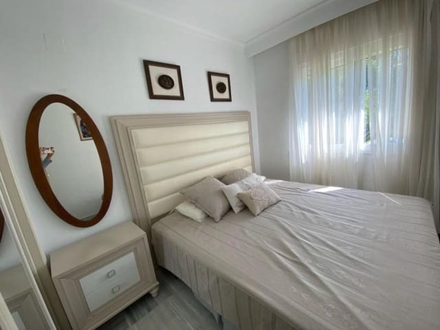 4 soveværelse Lejlighed til leje i La Carolina - Guadalpín, Marbella med swimmingpool garage - € 3.200 (Ref: 8980553)