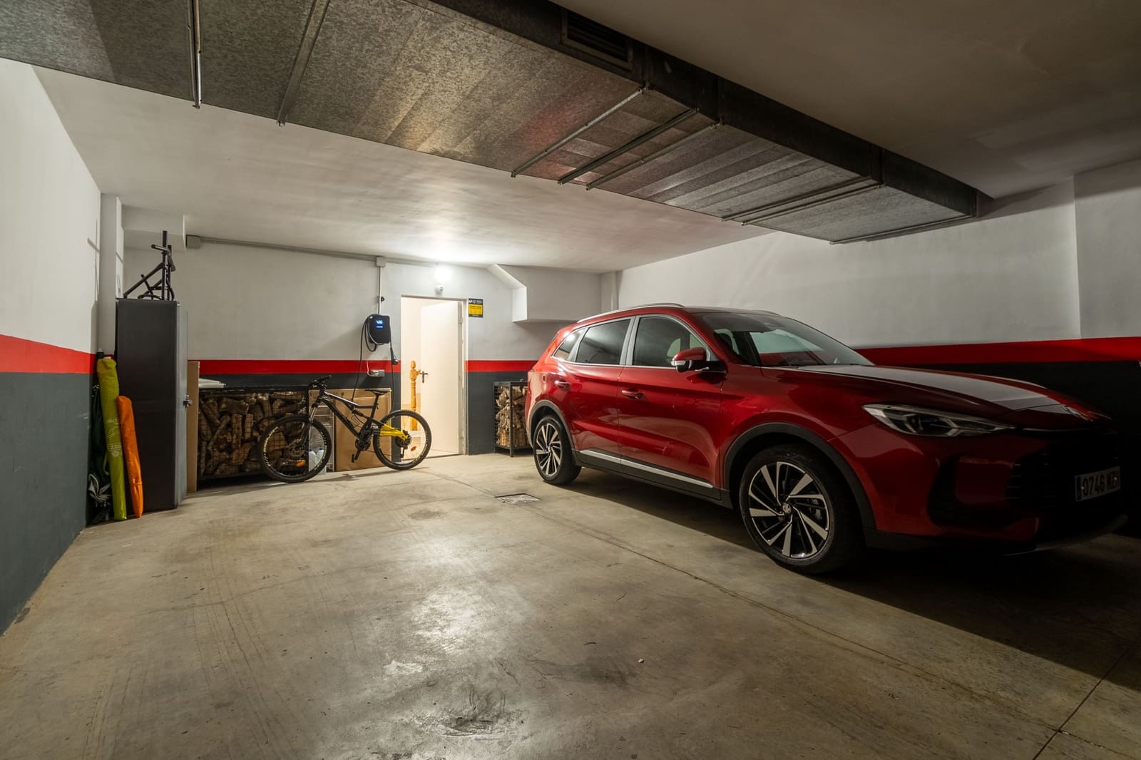 4 soveværelse Byhus til salg i Sitio de Calahonda med swimmingpool garage - € 660.000 (Ref: 8987987)