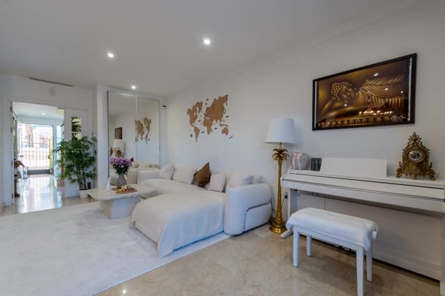 4 camera da letto Casa in vendita in Sitio de Calahonda, Mijas con piscina garage - 660.000 € (Rif: 8987987)