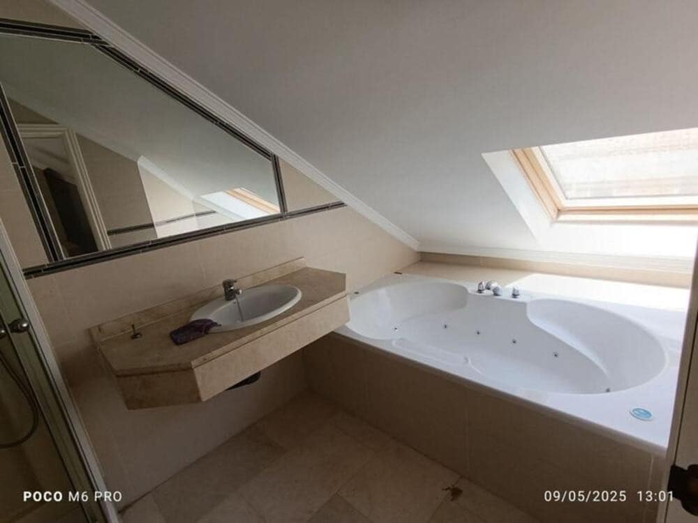 4 soveværelse Byhus til salg i Sitio de Calahonda med swimmingpool garage - € 578.000 (Ref: 8987988)