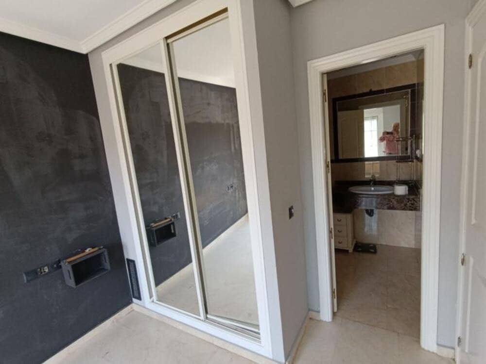 4 soveværelse Byhus til salg i Sitio de Calahonda med swimmingpool garage - € 578.000 (Ref: 8987988)