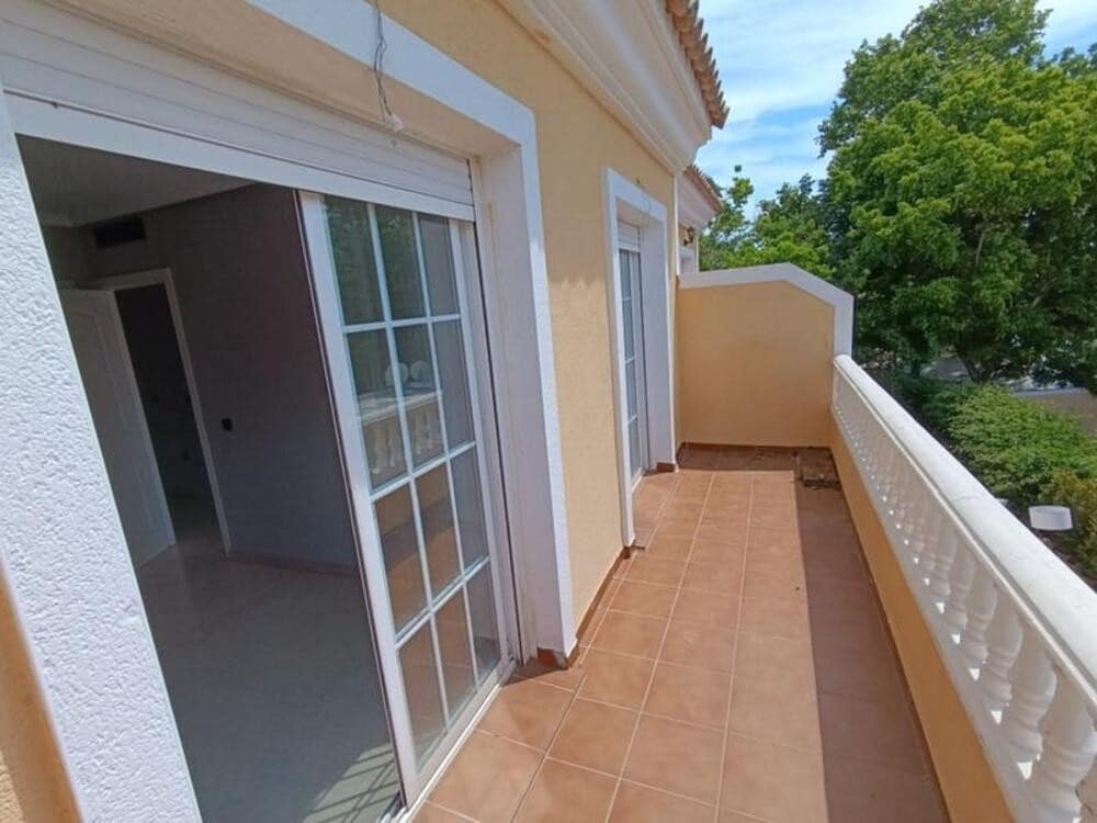 4 soveværelse Byhus til salg i Sitio de Calahonda med swimmingpool garage - € 578.000 (Ref: 8987988)