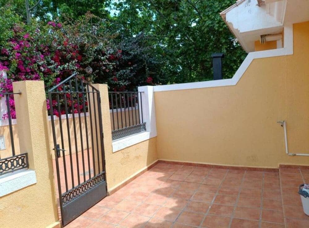 4 soveværelse Byhus til salg i Sitio de Calahonda med swimmingpool garage - € 578.000 (Ref: 8987988)