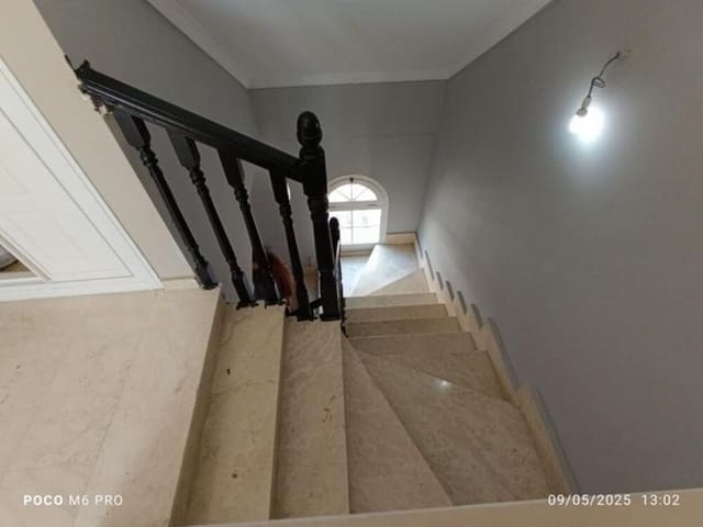 4 soverom Hus til salgs i Sitio de Calahonda, Mijas med svømmebasseng garasje - € 578 000 (Ref: 8987988)