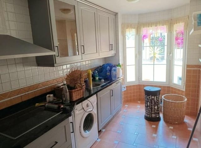 4 soverom Hus til salgs i Sitio de Calahonda, Mijas med svømmebasseng garasje - € 578 000 (Ref: 8987988)