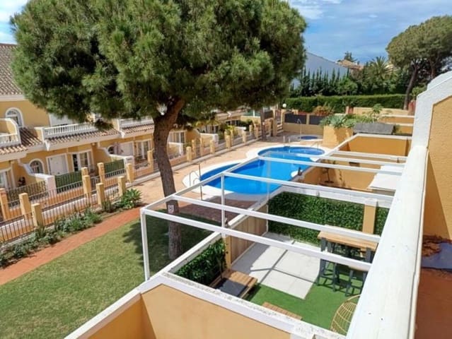 4 soverom Hus til salgs i Sitio de Calahonda, Mijas med svømmebasseng garasje - € 578 000 (Ref: 8987988)