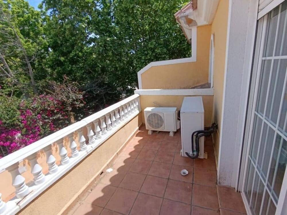 4 soveværelse Byhus til salg i Sitio de Calahonda med swimmingpool garage - € 578.000 (Ref: 8987988)