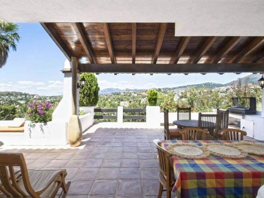 5 soveværelse Villa til salg i Marbella med swimmingpool garage - € 2.995.000 (Ref: 8987992)