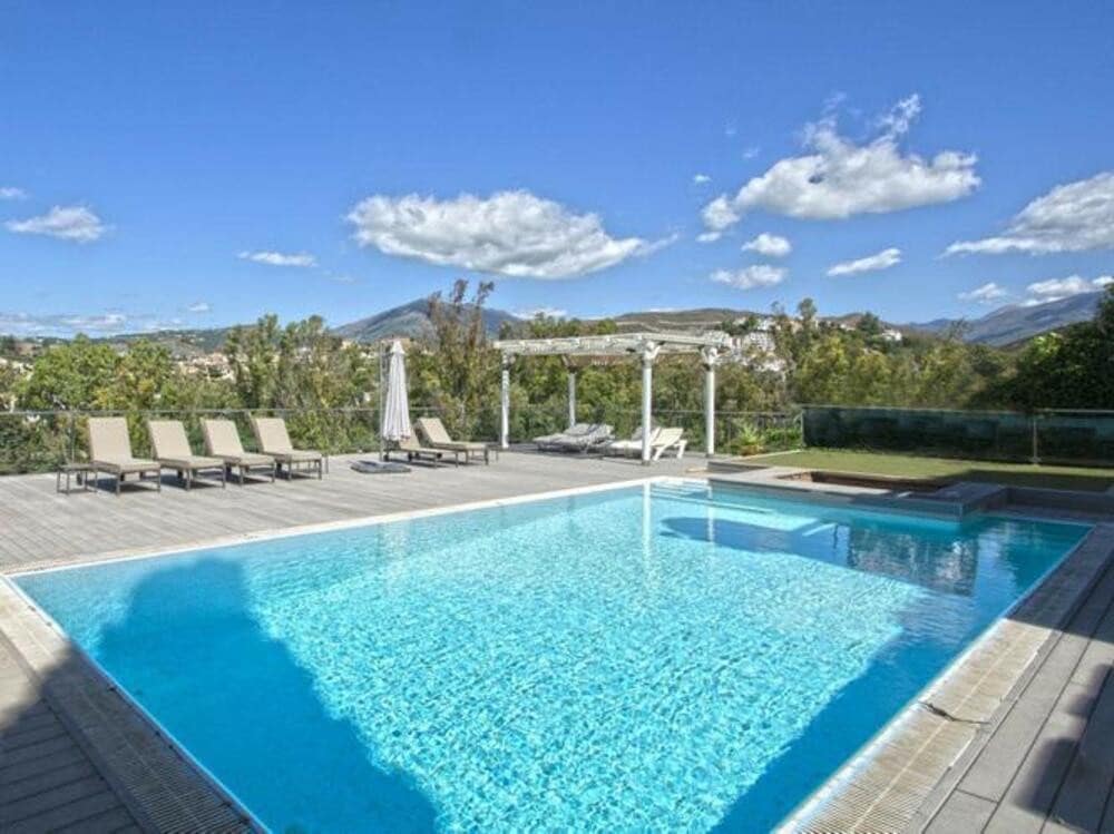5 chambre Villa/Maison à vendre à Marbella avec piscine garage - 2 995 000 € (Ref: 8987992)