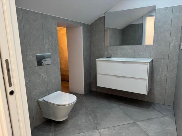 Ufficio da affittare in Zona Miraflores, Marbella - 2.000 € (Rif: 8991992)