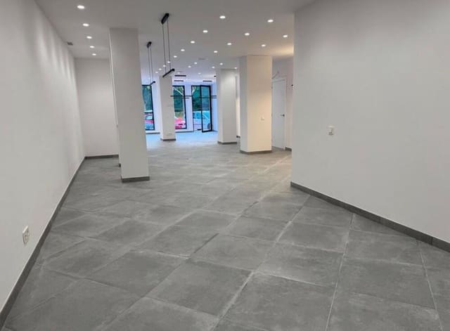 Ufficio da affittare in Zona Miraflores, Marbella - 2.000 € (Rif: 8991992)