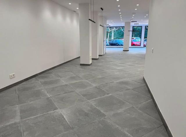 Ufficio da affittare in Zona Miraflores, Marbella - 2.000 € (Rif: 8991992)