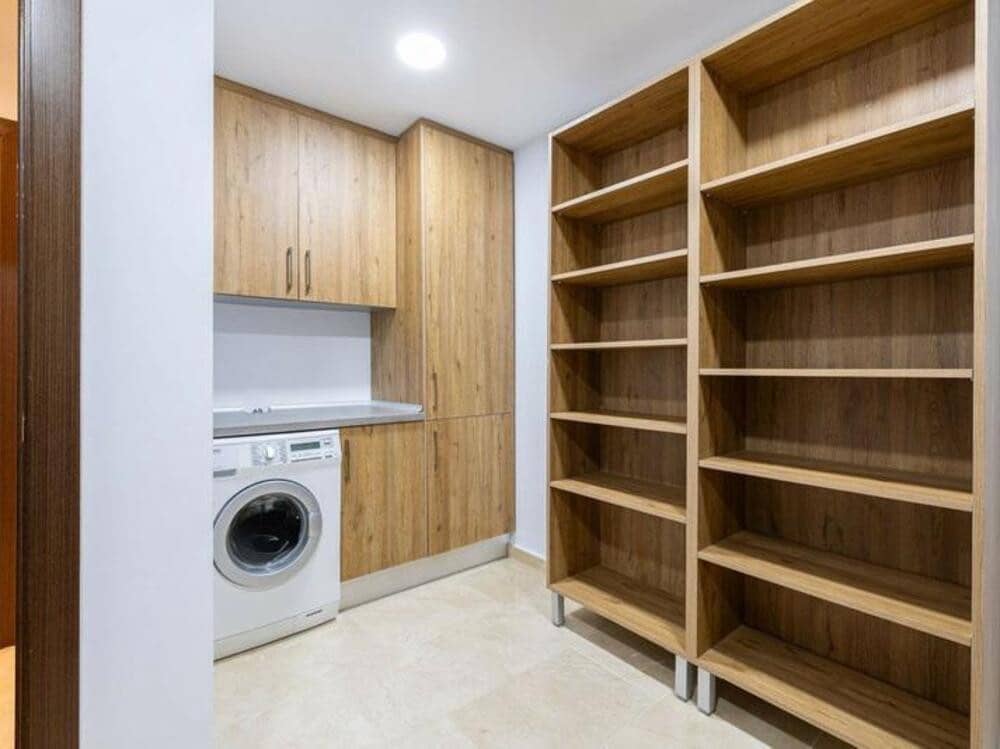 4 sovrum Hus till salu i Marbella med pool garage - 950 000 € (Ref: 8991997)