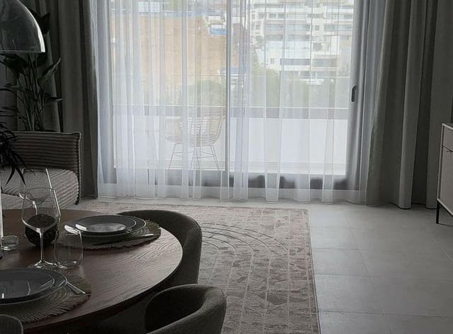 2 makuuhuone Huoneisto vuokrattavana paikassa Huerta Nueva, Estepona mukana uima-altaan 
autotalli - 2 750 € (Ref: 8993511)