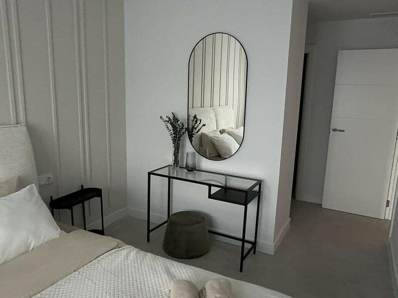 2 Zimmer Apartment zu vermieten in Estepona mit Pool Garage - 2.750 € (Ref: 8993511)