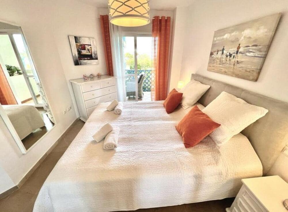 2 slaapkamer Appartement te koop in Estepona met zwembad - € 375.000 (Ref: 8993512)
