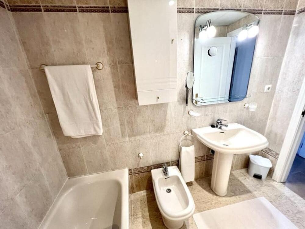 2 slaapkamer Appartement te koop in Estepona met zwembad - € 375.000 (Ref: 8993512)