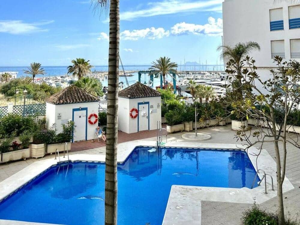 2 slaapkamer Appartement te koop in Estepona met zwembad - € 375.000 (Ref: 8993512)