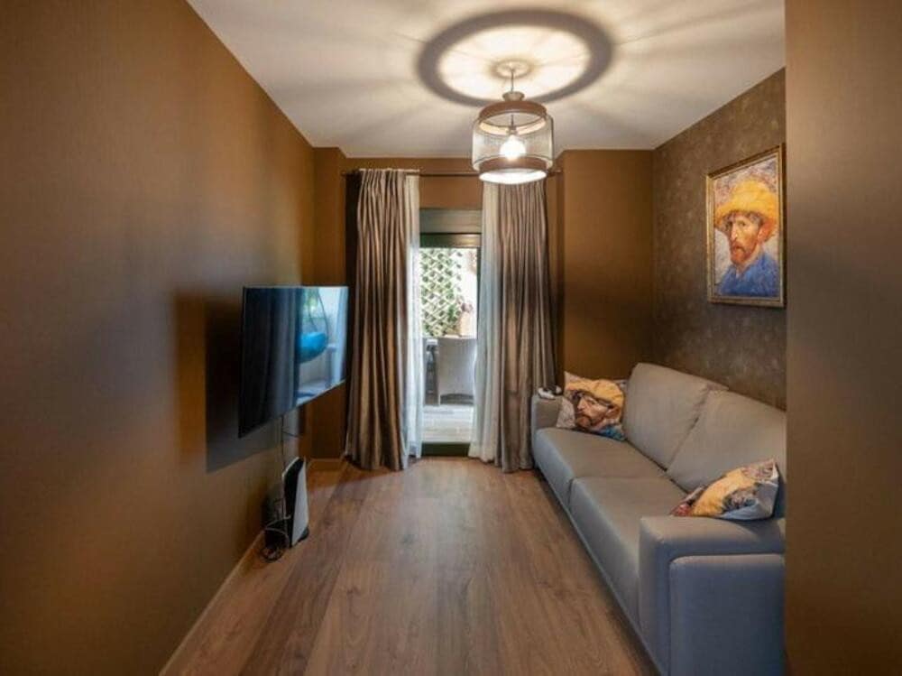 5 sovrum Lägenhet till salu i Benahavis med pool garage - 1 050 000 € (Ref: 9000938)