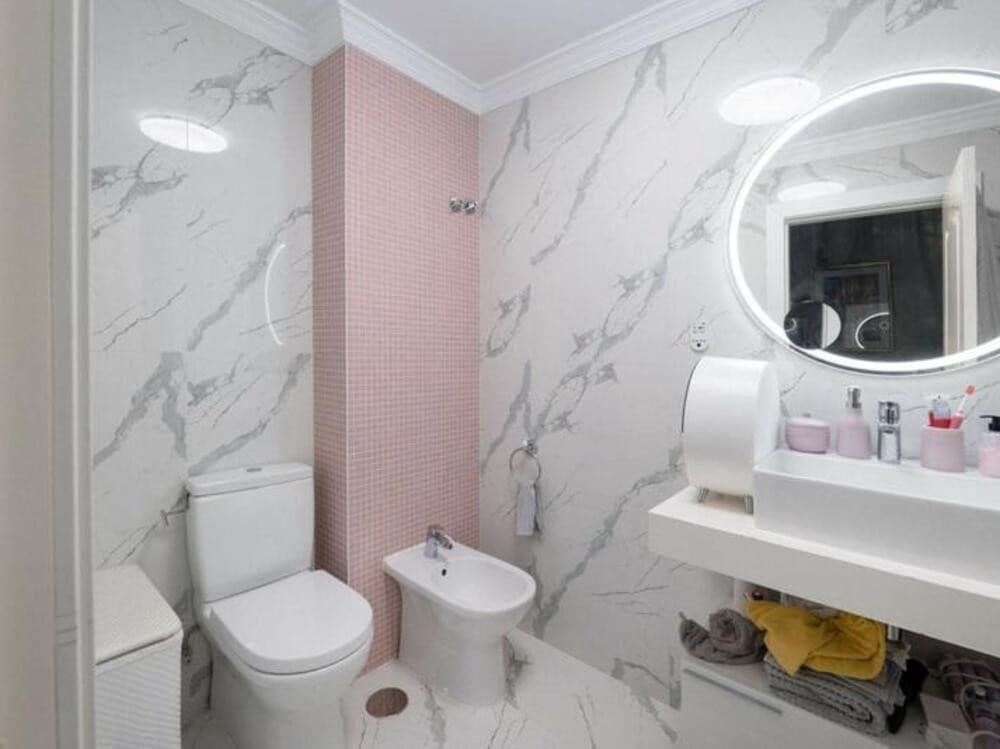 5 sovrum Lägenhet till salu i Benahavis med pool garage - 1 050 000 € (Ref: 9000938)
