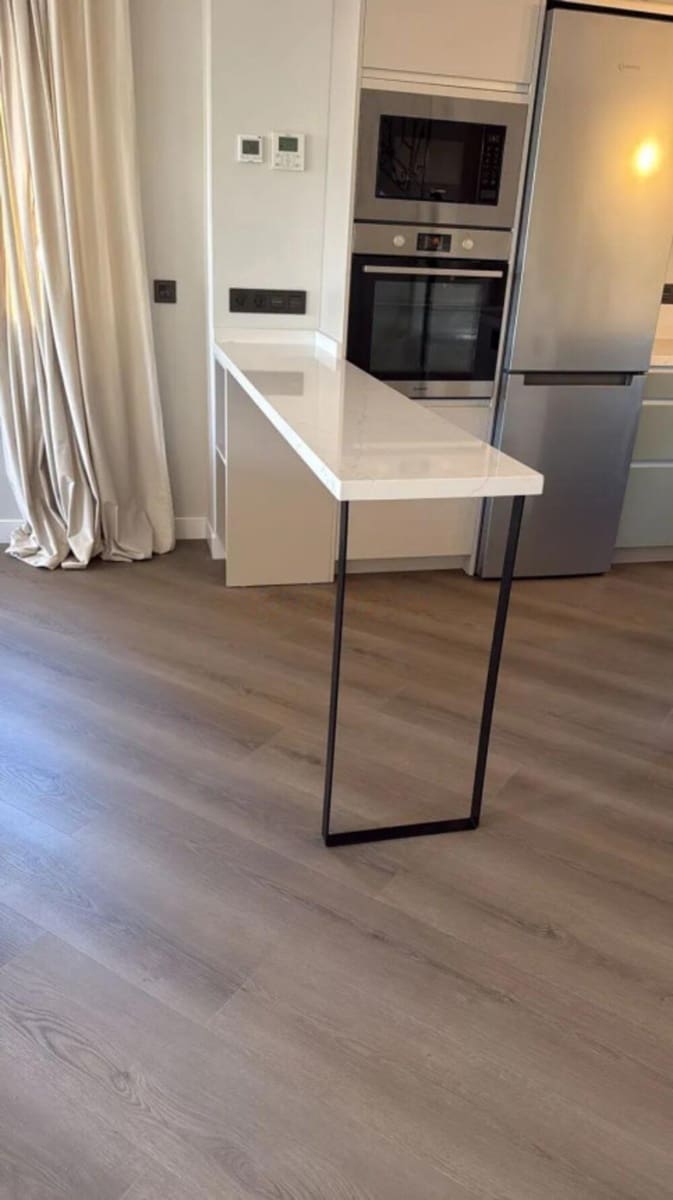 3 soveværelse Byhus til leje i New Golden Mile med swimmingpool garage - € 3.800 (Ref: 9002788)