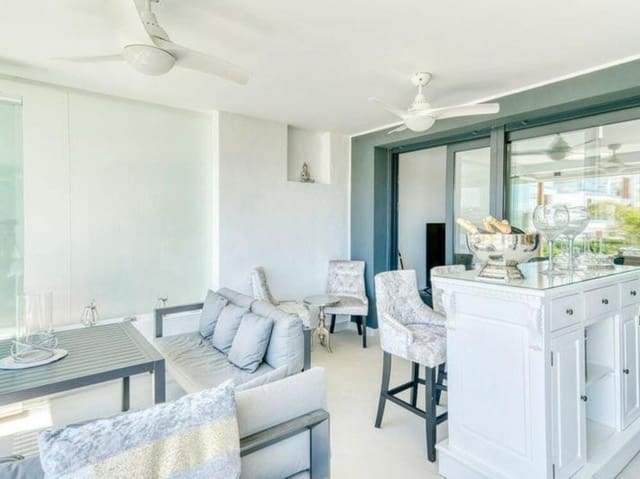 2 Zimmer Apartment zu verkaufen in Bel-Air, Estepona mit Pool Garage - 580.000 € (Ref: 9004523)