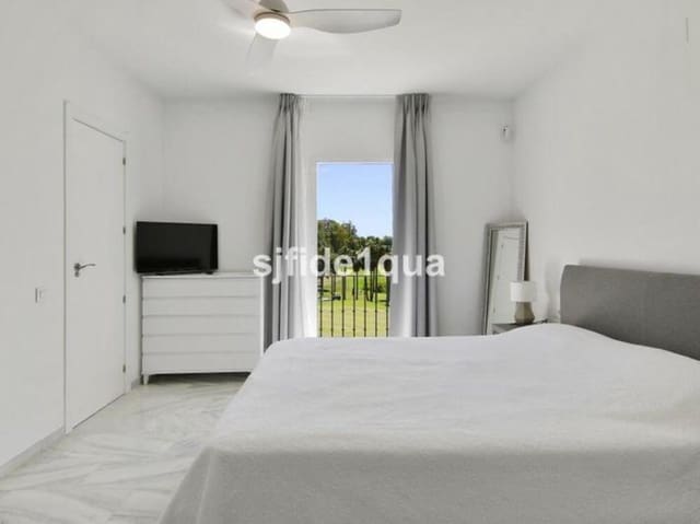 3 quarto Moradia para venda em Estepona Golf, Estepona - 1 200 000 € (Ref: 9007291)