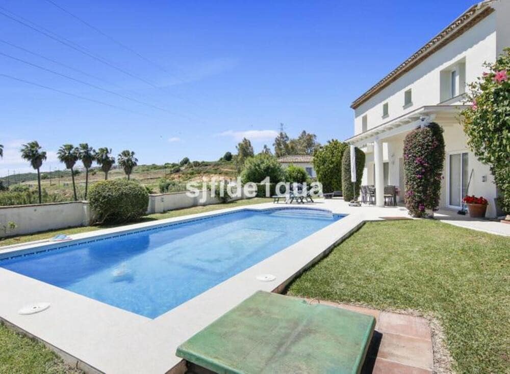 3 chambre Villa/Maison à vendre à Estepona - 1 200 000 € (Ref: 9007291)