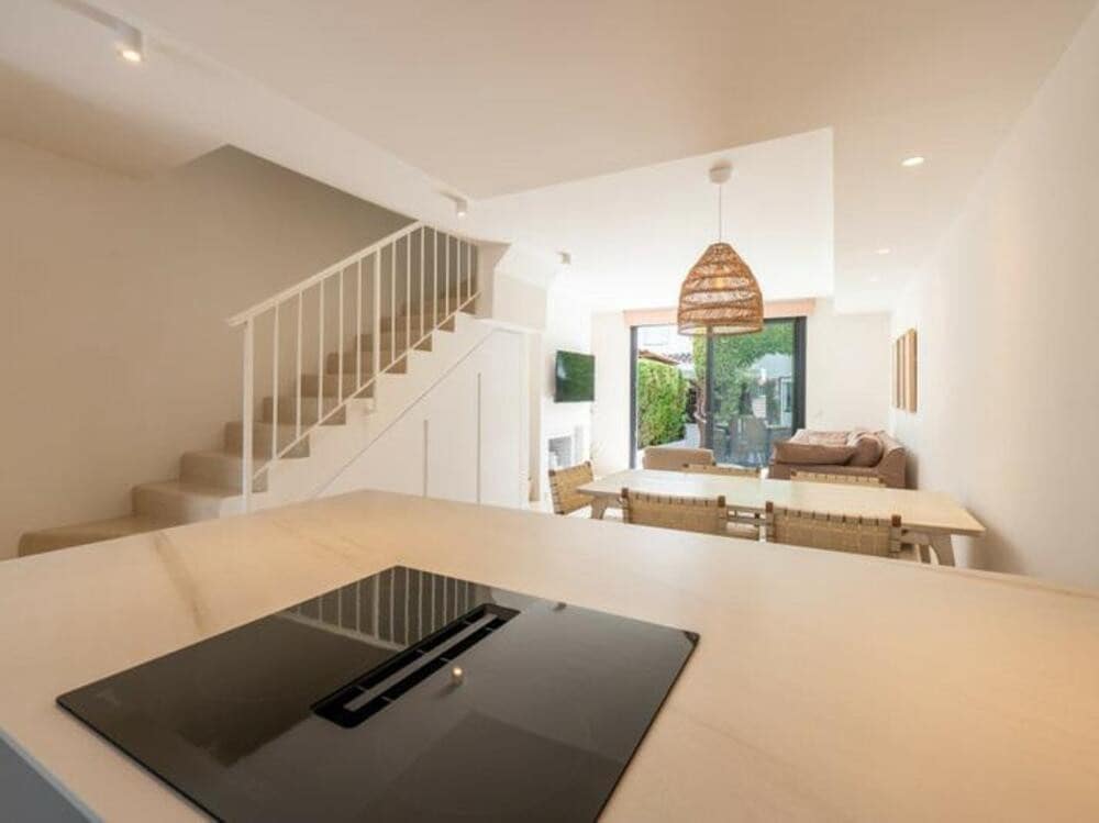 3 soveværelse Byhus til salg i Guadalmina med swimmingpool garage - € 679.000 (Ref: 9007294)