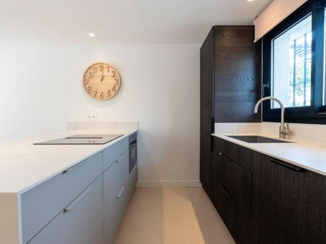 3 chambre Maison de Ville à vendre à Guadalmina Baja, Marbella avec piscine garage - 679 000 € (Ref: 9007294)