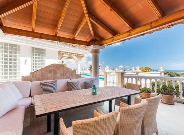 6 soverom Villa til leie i La Quinta, Benahavís med svømmebasseng garasje - € 16 000 (Ref: 9007295)