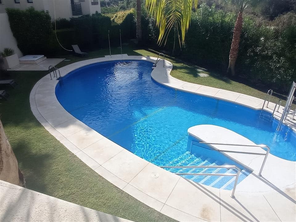 3 quarto Apartamento para venda em New Golden Mile com piscina garagem - 485 000 € (Ref: 9012194)