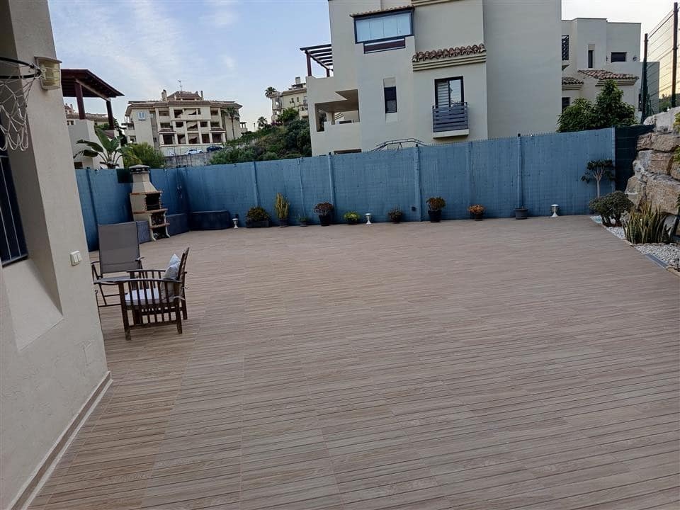 3 quarto Apartamento para venda em New Golden Mile com piscina garagem - 485 000 € (Ref: 9012194)