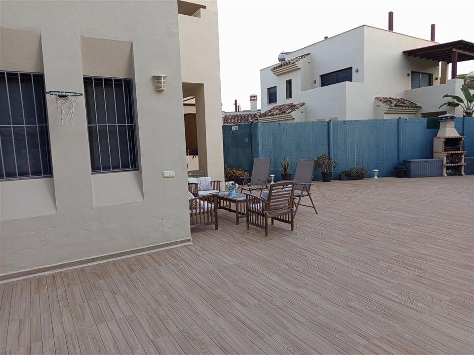 3 quarto Apartamento para venda em New Golden Mile com piscina garagem - 485 000 € (Ref: 9012194)