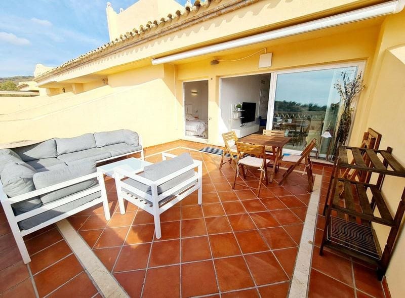 2 makuuhuone Huoneisto vuokrattavana paikassa Marbella mukana uima-altaan 
autotalli - 2 000 € (Ref: 9013708)