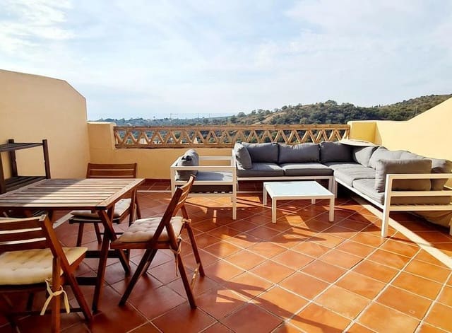 2 makuuhuone Huoneisto vuokrattavana paikassa Elviria, Marbella mukana uima-altaan 
autotalli - 2 000 € (Ref: 9013708)