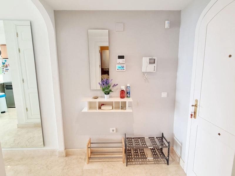2 makuuhuone Huoneisto vuokrattavana paikassa Marbella mukana uima-altaan 
autotalli - 2 000 € (Ref: 9013708)