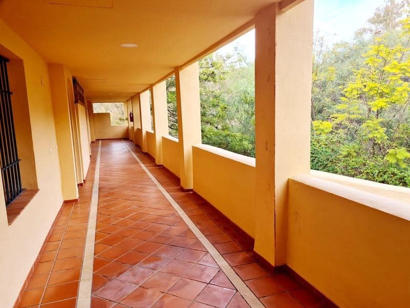 2 makuuhuone Huoneisto vuokrattavana paikassa Marbella mukana uima-altaan 
autotalli - 2 000 € (Ref: 9013708)